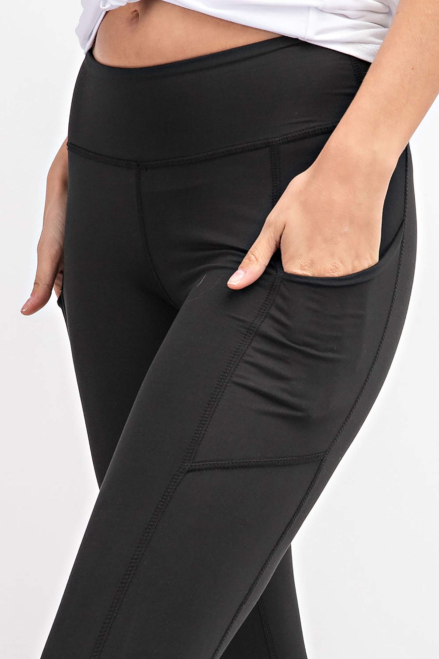 Womens Capri Butter Leggings Athleisurewear Yoga Pants w Pockets Sizes S-3X