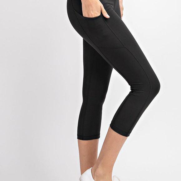 Womens Semi-Compression Capri Pocket Leggings